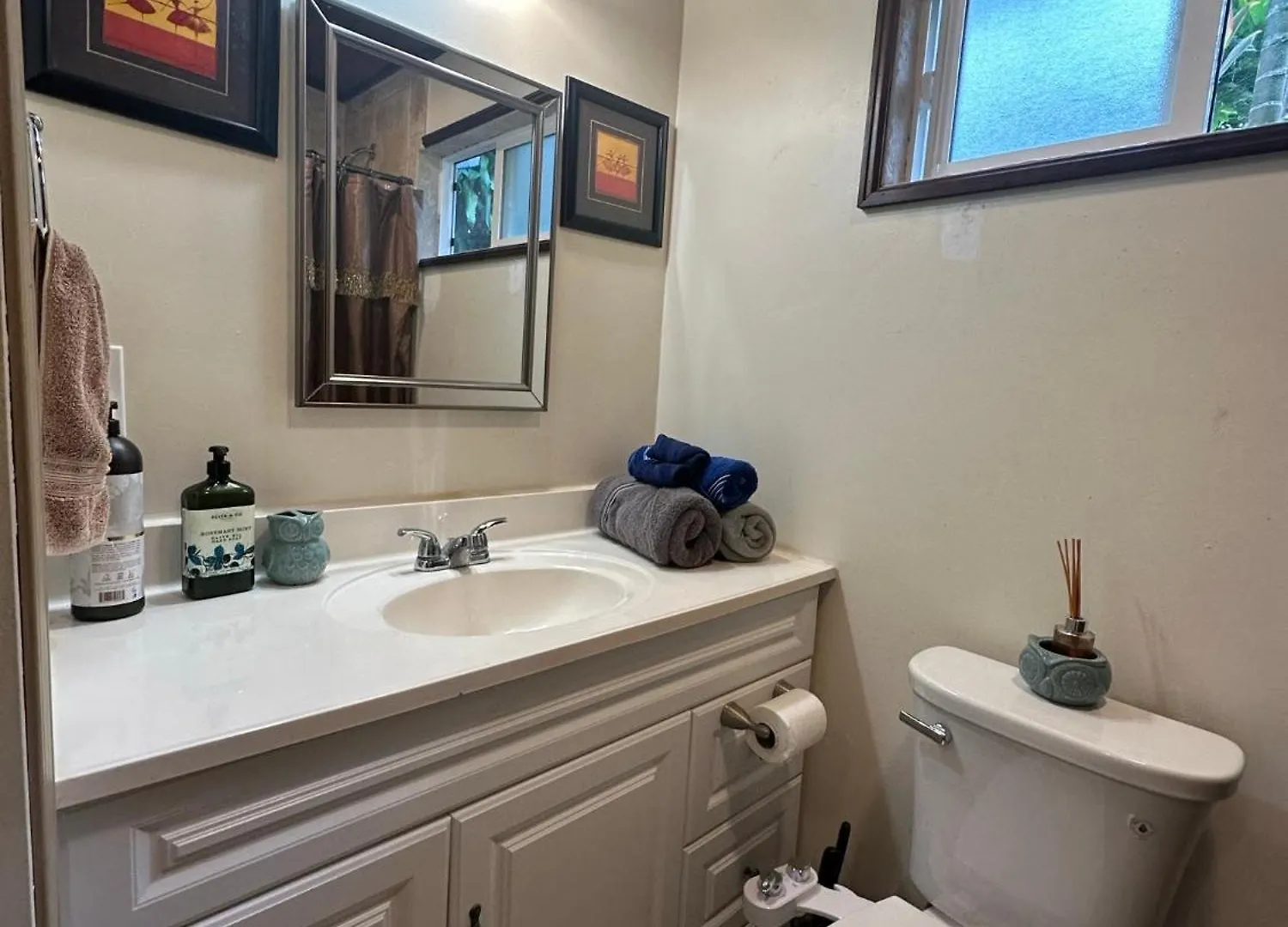 Hawaiian Ohana Home Hilo Bed & Breakfast